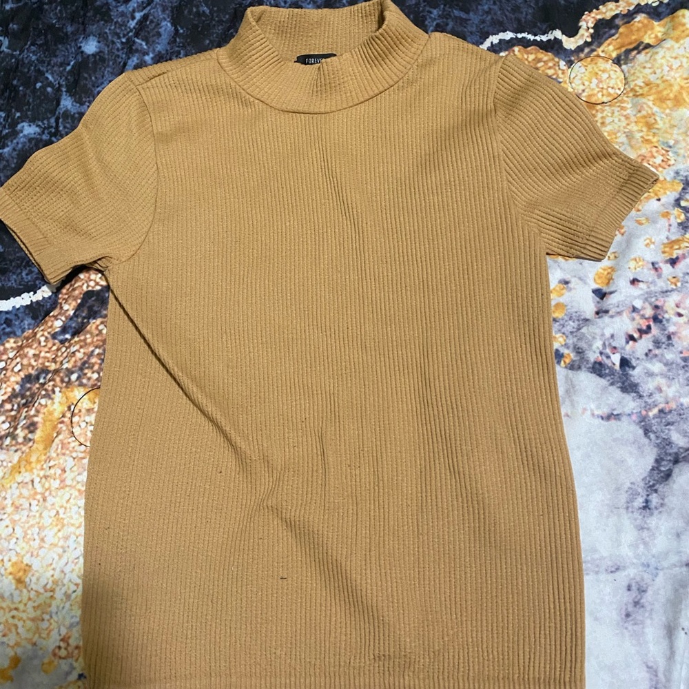 Semi turtleneck